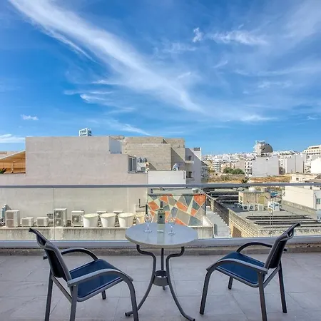 شقة Luxury Penthouse 1br Terrace Gzira