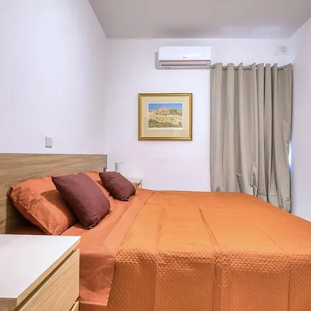 Luxury Penthouse 1br Terrace *