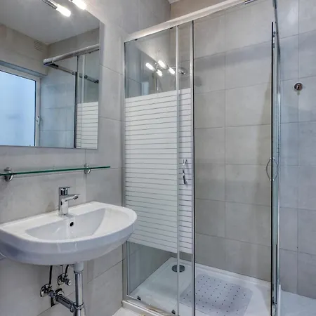 Luxury Penthouse 1br Terrace * Gzira