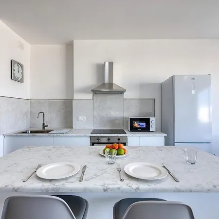 شقة Luxury Penthouse 1br Terrace Gzira